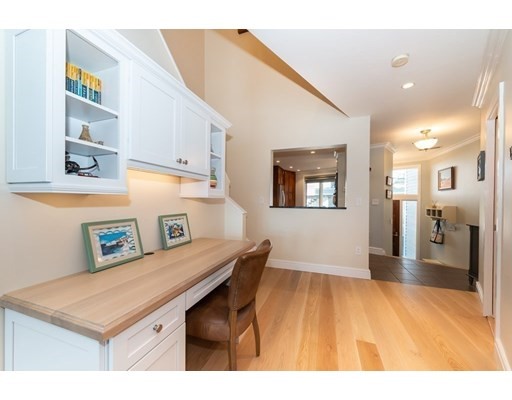 2 bed, 2.5 bath apartment for rent at 51 Pier 7 Unit 51, Charlestown — photo 29 of 37