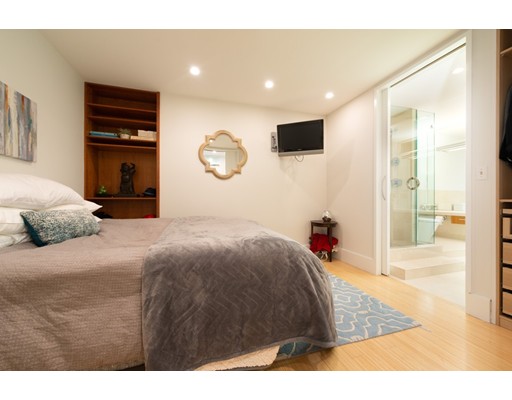 2 bed, 2 bath apartment for rent at 671 673 Boylston St Unit 2, Back Bay — photo 28 of 35