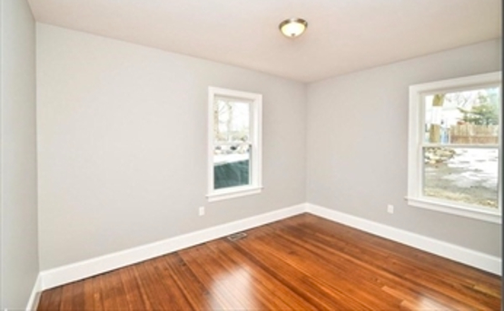 2 bed, 1 bath apartment for rent at 117 Blake St Unit 1, Hyde Park — photo 9 of 11