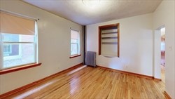 3 bed, 1 bath apartment for rent at 23 Castlegte Rd Unit 3, Dorchester — photo 1 of 10