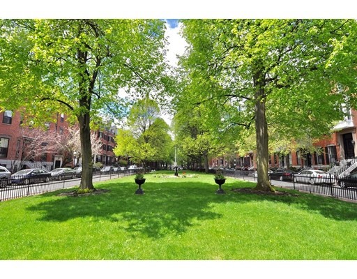3 bed, 2.5 bath apartment for rent at 25 Union Park Unit 0, South End — photo 8 of 21