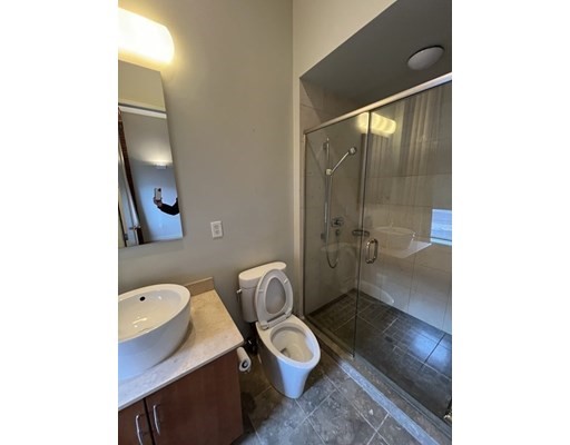 2 bed, 2 bath apartment for rent at 125 B St Unit 2B, South Boston — photo 8 of 11