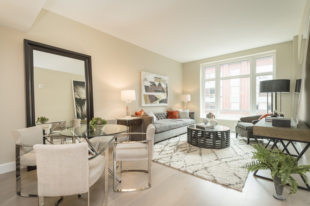 1 bed, 1 bath apartment for rent at 100 Lovejoy Wharf Unit 10P, North End — photo 2 of 7