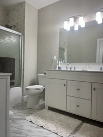 3 bed, 2 bath apartment for rent at 966 Hyde Park Ave Unit 303, Hyde Park — photo 10 of 14