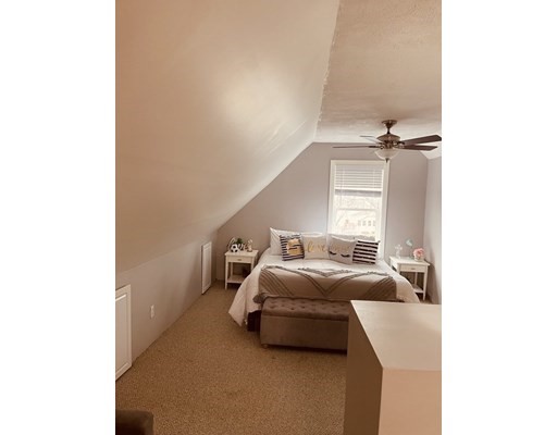 4 bed, 2.5 bath apartment for rent at 1528 Eastern Ave Unit 1, Malden — photo 9 of 40