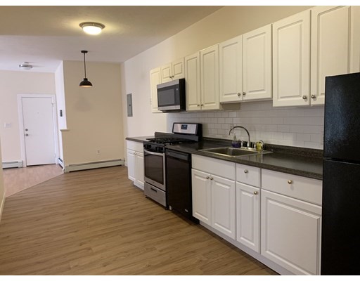 2 bed, 1 bath apartment for rent at 793 Main St Unit 4, Malden — photo 9 of 12