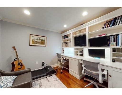 2 bed, 2 bath apartment for rent at 23 Pinckney St Unit 1, Beacon Hill — photo 22 of 27
