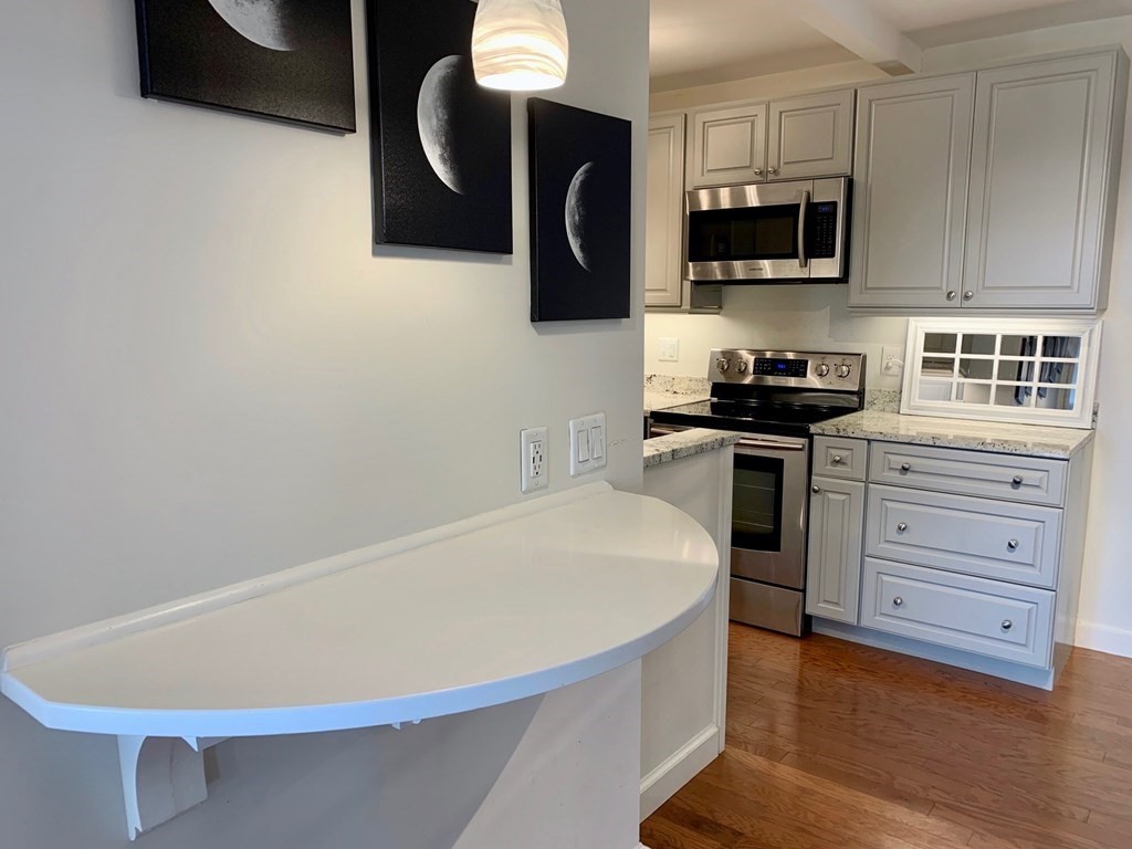 1 bed, 1 bath apartment for rent at 111 Perkins St Unit 249, Jamaica Plain — photo 10 of 31