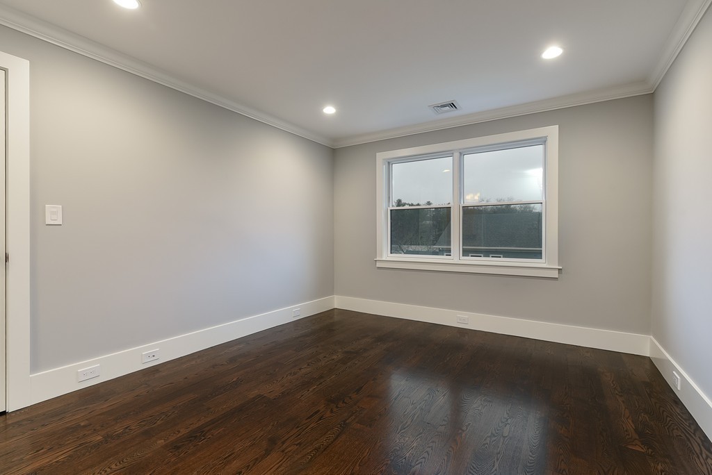 3 bed, 3.5 bath apartment for rent at 1521 Beacon St Unit 1, Waban — photo 13 of 16
