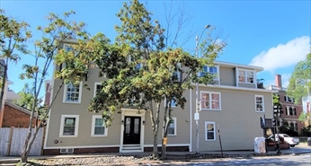 1 bed, 1 bath apartment for rent at 2 Hawthorne Blvd Unit 5, Salem — photo 4 of 13