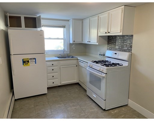 4 bed, 1 bath apartment for rent at 128 Arnold St Unit 2, Quincy — photo 2 of 8