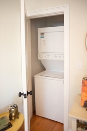 1 bed, 1 bath apartment for rent at 2 Hawthorne Blvd Unit 5, Salem — photo 8 of 13