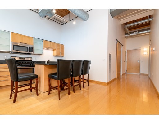 2 bed, 2 bath apartment for rent at 120 Holmes St Unit 308, North Quincy — photo 4 of 15