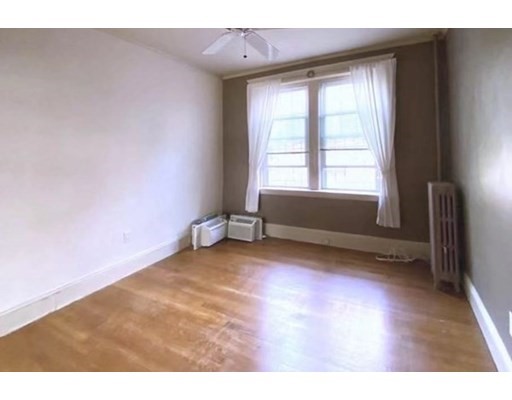 2 bed, 1 bath apartment for rent at 15 Colliston Rd Unit 5, Boston — photo 3 of 10