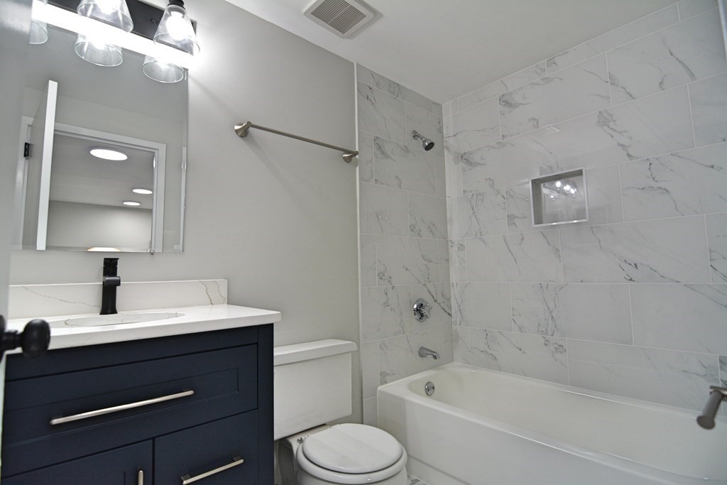 2 bed, 1 bath apartment for rent at 3 Douglass Park Unit 217, South End — photo 3 of 15