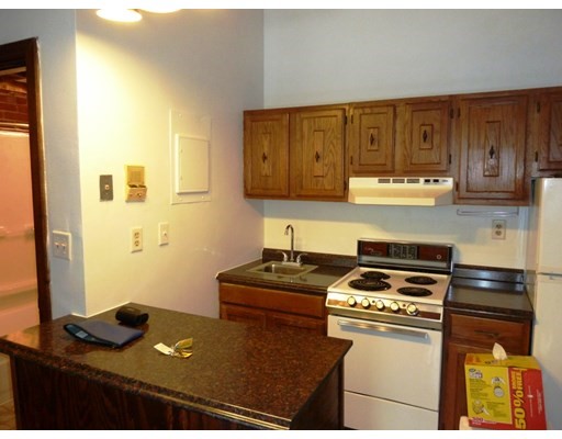 1 bed, 1 bath apartment for rent at 520 Columbus Ave Unit 2, South End — photo 10 of 12