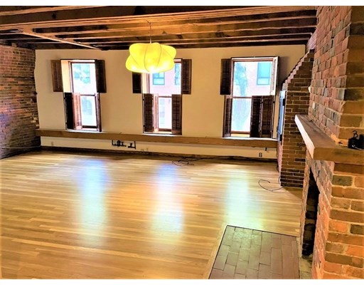 2 bed, 1 bath apartment for rent at 162 Commercial St Unit 2, Waterfront — photo 18 of 22