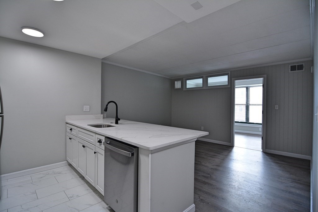 2 bed, 1 bath apartment for rent at 3 Douglass Park Unit 217, South End — photo 7 of 15