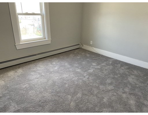 4 bed, 1 bath apartment for rent at 128 Arnold St Unit 2, Quincy — photo 4 of 8