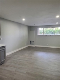 2 bed, 1 bath apartment for rent at 175 Clare Ave Unit A8, Hyde Park — photo 5 of 5