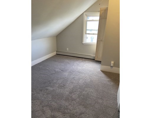 4 bed, 1 bath apartment for rent at 128 Arnold St Unit 2, Quincy — photo 6 of 8