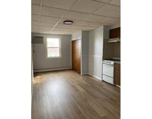 1 bed, 1 bath apartment for rent at 293 Lexington St Unit 3, East Boston — photo 20 of 20