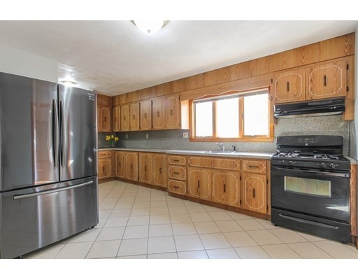 3 bed, 1 bath apartment for rent at 43 Gordon Ave Unit 1, Medford — photo 28 of 28