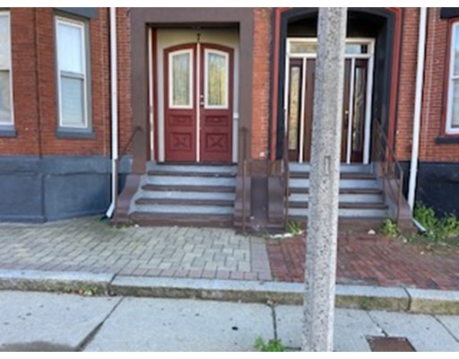 1 bed, 1 bath apartment for rent at 7 Winthrop St Unit 2, Roxbury — photo 10 of 14