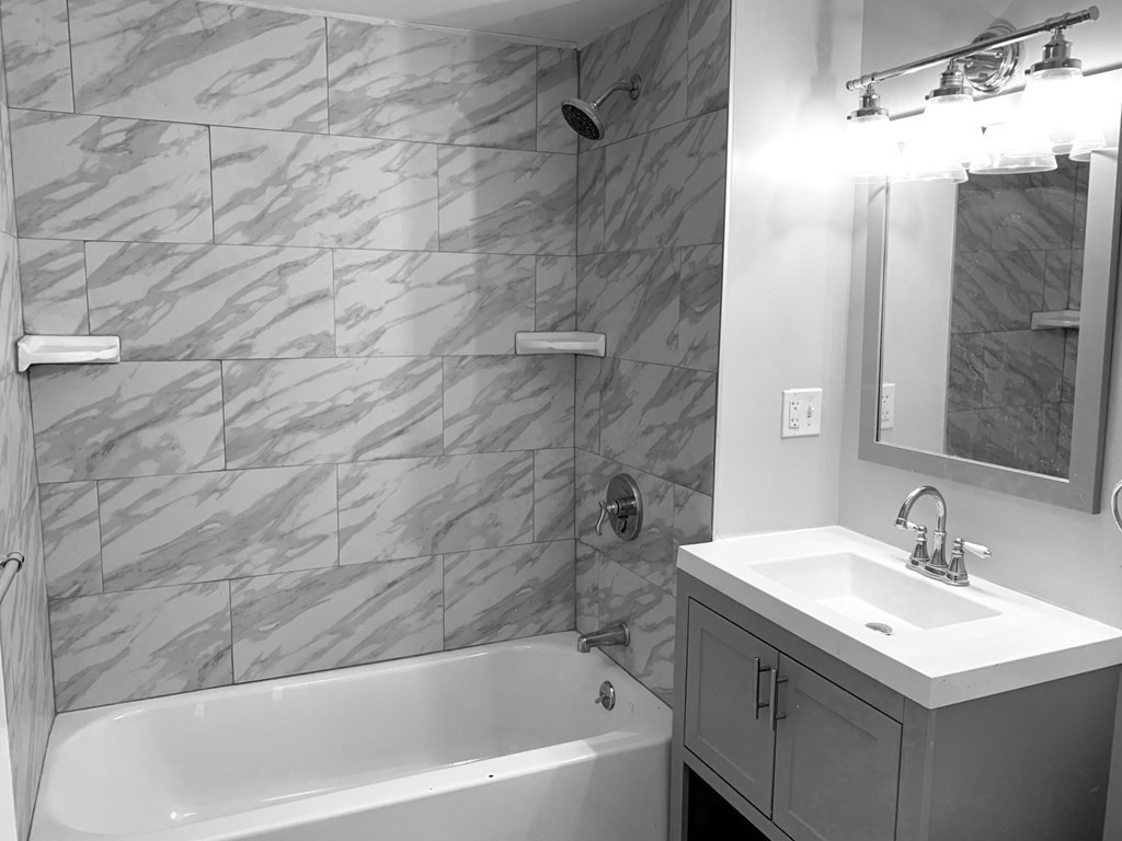 2 bed, 1 bath apartment for rent at 54 Madison Ave Unit 2, Everett — photo 9 of 15