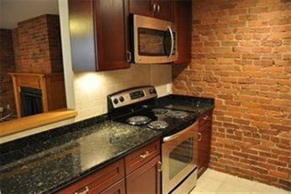 2 bed, 1 bath apartment for rent at 103 Gainsborough St Unit 208, Fenway — photo 2 of 11