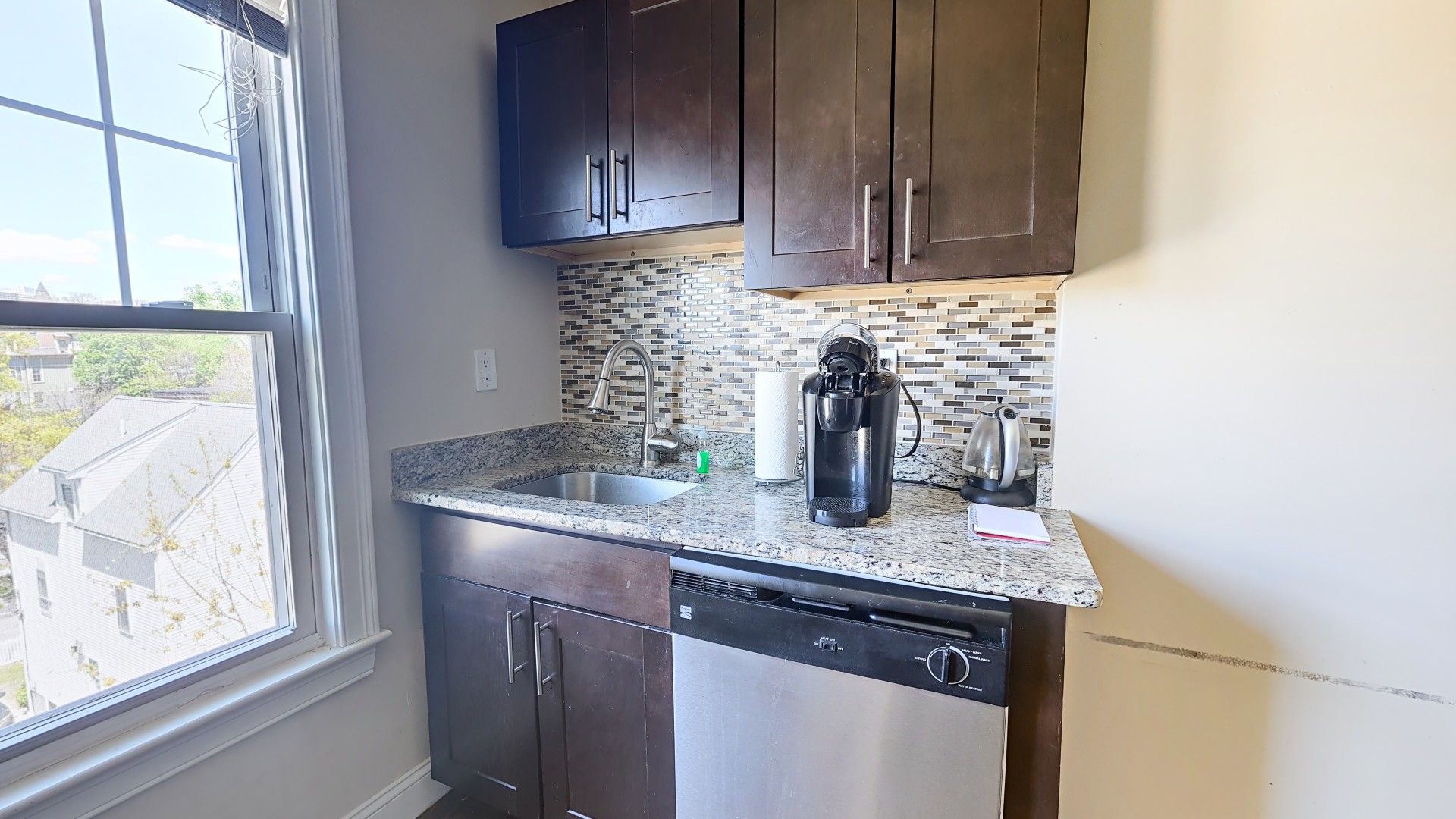 2 bed, 1 bath apartment for rent at 2971 Washington St Unit Unit 3, Roxbury — photo 3 of 12