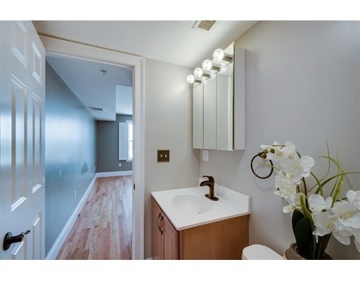 2 bed, 2 bath apartment for rent at 39 Dorchester St Unit 18, Dorchester — photo 10 of 17