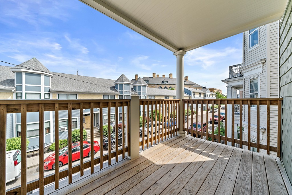 2.5 bed, 2 bath apartment for rent at 9 Lithgow St Unit 2, Dorchester — photo 11 of 16