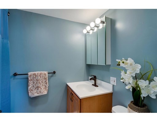 2 bed, 2 bath apartment for rent at 39 Dorchester St Unit 18, Dorchester — photo 13 of 17