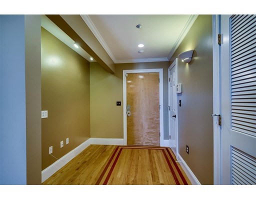 2 bed, 2 bath apartment for rent at 39 Dorchester St Unit 18, Dorchester — photo 16 of 17