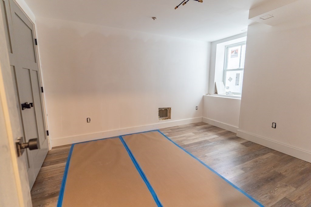 3 bed, 2.5 bath apartment for rent at 17 West Bellflower Unit 1, Dorchester — photo 6 of 7