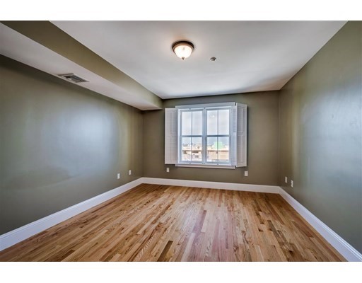2 bed, 2 bath apartment for rent at 39 Dorchester St Unit 18, Dorchester — photo 7 of 17