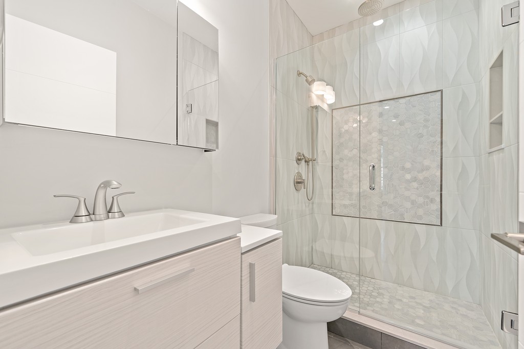 2.5 bed, 2 bath apartment for rent at 9 Lithgow St Unit 2, Dorchester — photo 8 of 16