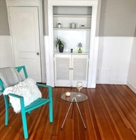 1 bed, 1 bath apartment for rent at 276 Belgrade Ave Unit 3, Roslindale — photo 4 of 4