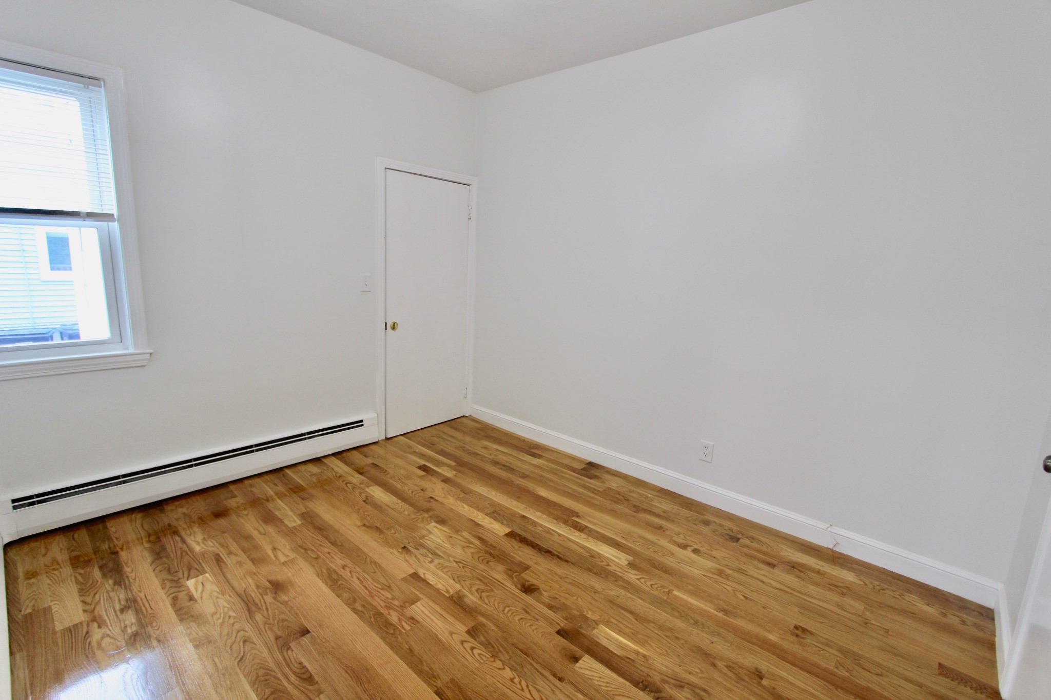 1 bed, 1 bath apartment for rent at 55 Forest Ave Unit 1R, Everett — photo 3 of 4