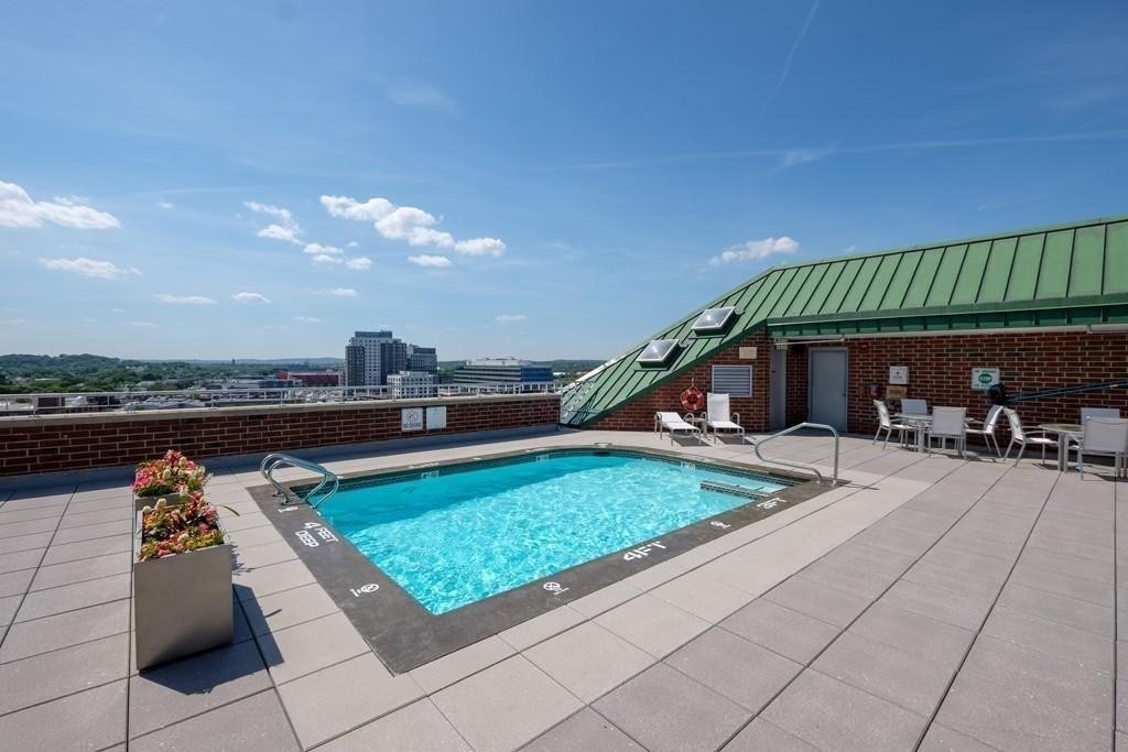 2 bed, 1.5 bath apartment for rent at 15 North Beacon St Unit 812, Allston — photo 16 of 16