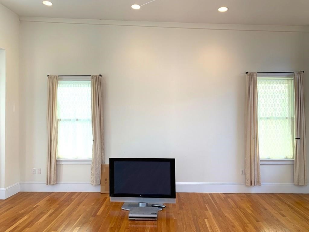 2 bed, 2.5 bath apartment for rent at 42 Prince St Unit 42, Cambridgeport — photo 5 of 14