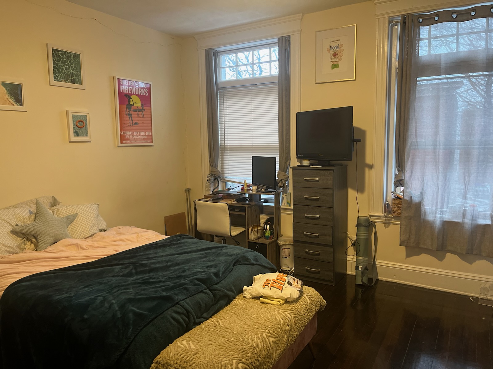 4 bed, 2 bath apartment for rent at 22 Strathmore Rd Unit 1, Coolidge Corner — photo 4 of 6