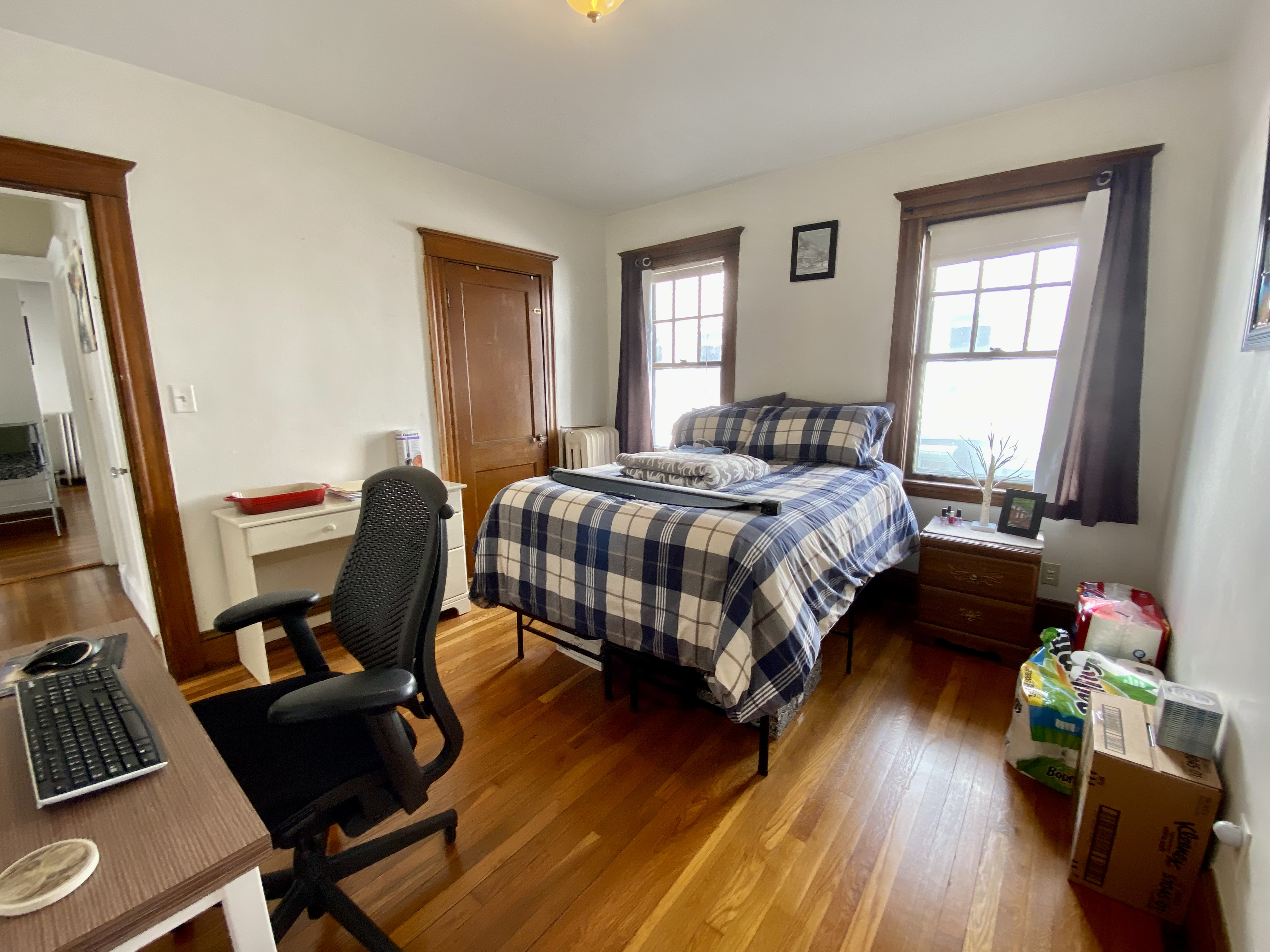 2.5 bed, 1 bath apartment for rent at 295 Beech St Unit 1, Roslindale — photo 16 of 18