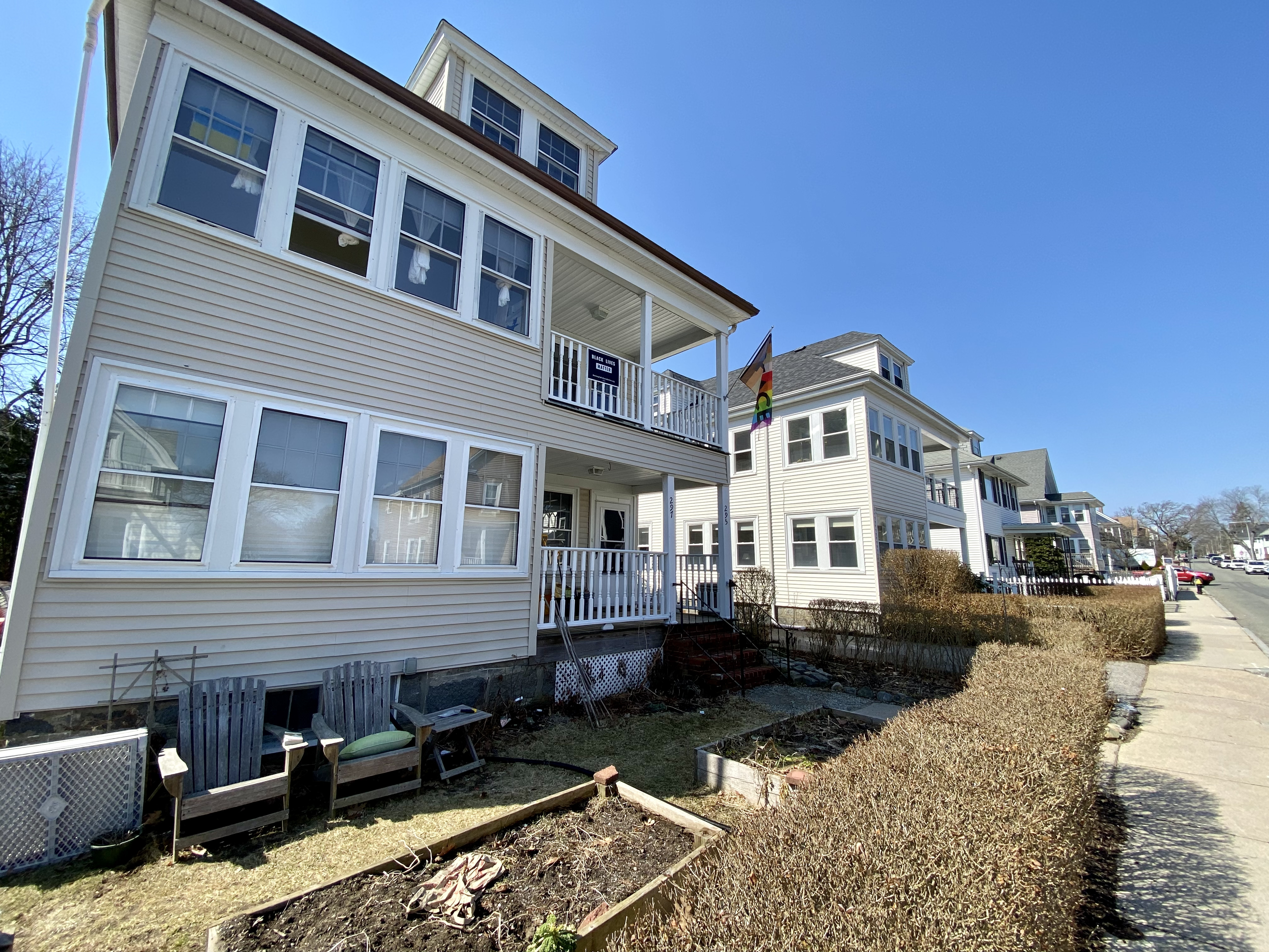 2.5 bed, 1 bath apartment for rent at 295 Beech St Unit 1, Roslindale — photo 17 of 18