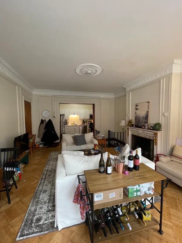 1 bed, 1 bath apartment for rent at 467 Beacon St Unit 1F, Back Bay — photo 2 of 12