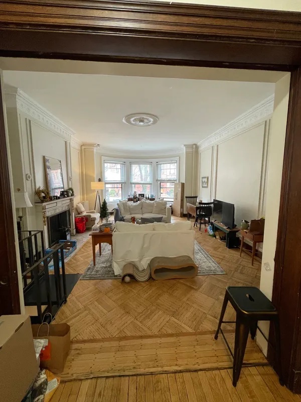 1 bed, 1 bath apartment for rent at 467 Beacon St Unit 1F, Back Bay — photo 3 of 12