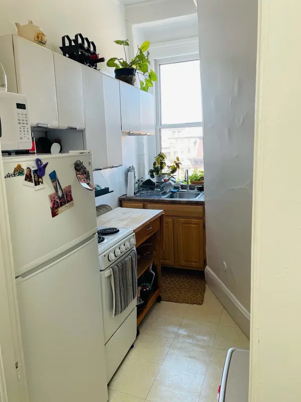1 bed, 1 bath apartment for rent at 92 Marlborough St Unit 9, Back Bay — photo 7 of 13