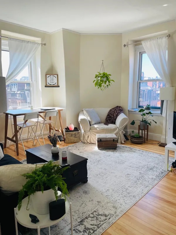 1 bed, 1 bath apartment for rent at 92 Marlborough St Unit 9, Back Bay — photo 4 of 13