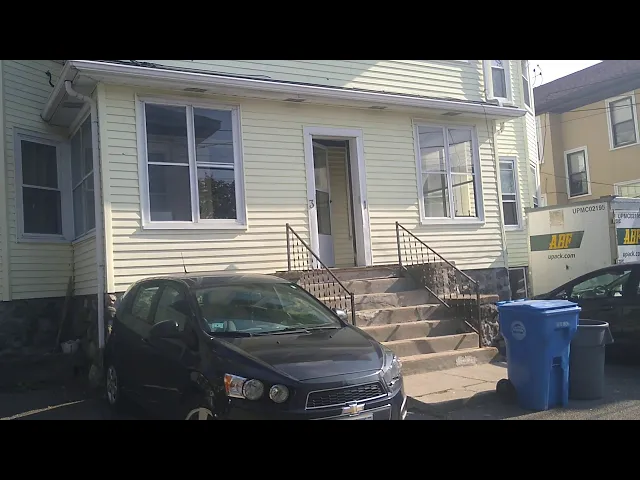 1.5 bed, 1 bath apartment for rent at 1 Dexter St Unit A, South Side — photo 1 of 7